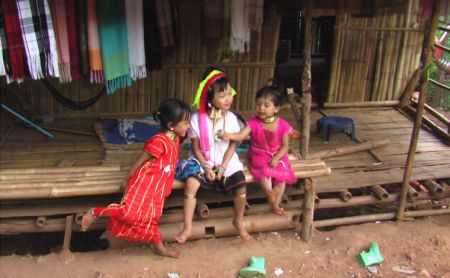 Дети племени карен. Тайланд